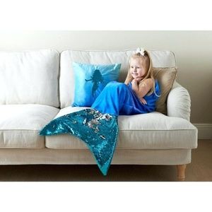 Kid's Aqua Blue Mermaid Blanket